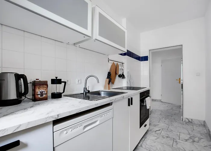 Central 3 Bedroom Apartment In Kreuzberg